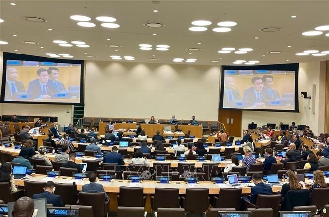 Vietnam affirms freedom of navigation and aviation in East Sea at SPLOS 32